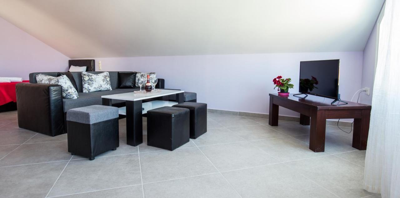 Dorothea Suite Potos Exterior photo